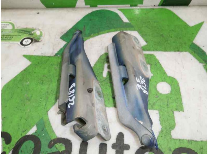 Replacement hood hinge for Citroën C3 1.4 HDi SX Plus OEM IAM reference 