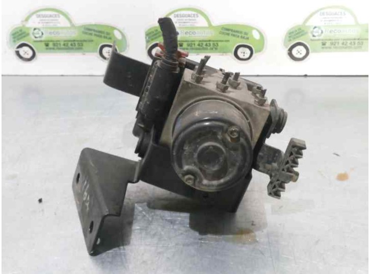 ABS replacement part for Hyundai Santa Fe (SM) 2.4 CAT OEM IAM reference 5890026050 BH60101100 MANDO