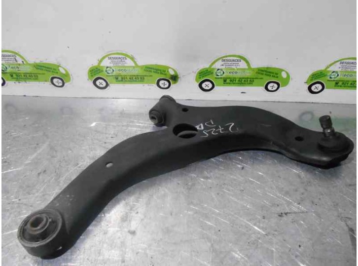 Recambio de brazo suspension inferior delantero izquierdo para mazda 323 berl. f/s (bj) 1.6 cat referencia OEM IAM 