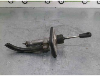 Recambio de bomba embrague para hyundai i30 1.6 crdi cat referencia OEM IAM   
