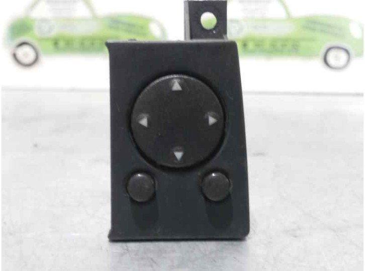 Recambio de mando retrovisor para audi 100 berlina (c4) 2.3 referencia OEM IAM 03838201 LUK