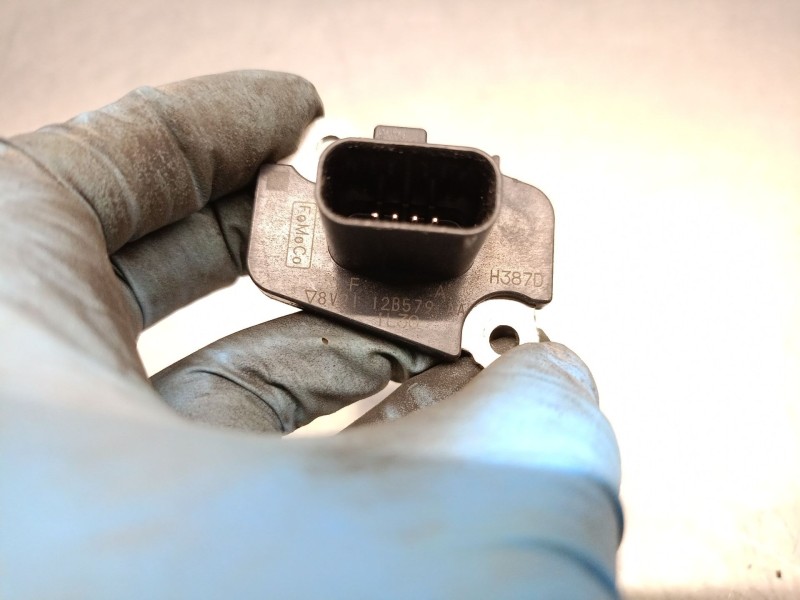 Recambio de caudalimetro para volvo v60 i (155) 1.6 drive referencia OEM IAM 8V2112B579AA 30757655 