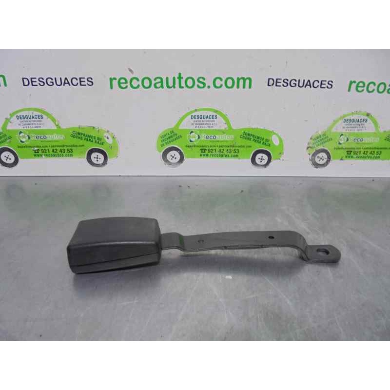 Recambio de enganche cinturon para volkswagen polo (9n1) 1.4 16v referencia OEM IAM 6Q0857756 3 PUERTAS