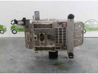 Recambio de caja reles / fusibles para toyota rav 4 (a2) 2.0 sol 4x4 referencia OEM IAM 8198050030 9098702020 