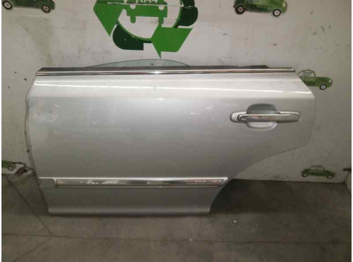 Replacement rear left door for Hyundai XG 3.5 V6 GLS OEM IAM reference 7700339103 SILVER GREY 4 DOORS