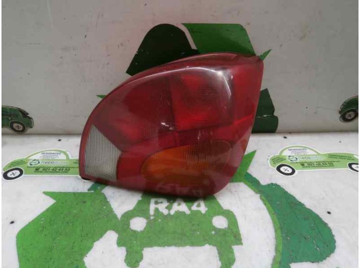 Recambio de piloto trasero derecho para ford fiesta berlina 1.25 16v cat referencia OEM IAM 5 PUERTAS