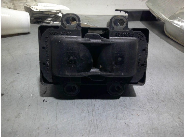 Recambio de bobina encendido para renault clio ii fase i (b/cbo) 1.2 referencia OEM IAM 7700873701 