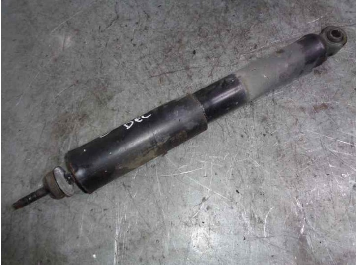 Replacement front right shock absorber for Hyundai H 1 2.5 CRDi cat OEM IAM reference 543104A600 