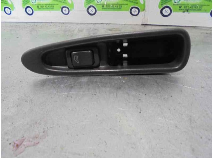 Recambio de mando elevalunas trasero derecho para volvo s40 berlina 1.8i referencia OEM IAM 