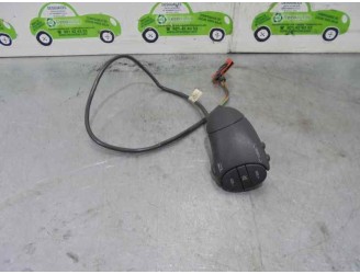 Recambio de mando radio volante para renault clio ii fase i (b/cbo) 1.9 d alize referencia OEM IAM 7700432659D 