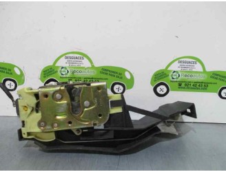 Recambio de cerradura puerta delantera derecha para ford focus berlina (cak) 1.8 tddi turbodiesel cat referencia OEM IAM XS41A21