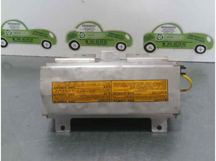 Replacement front right airbag for Hyundai Santa Fe (SM) 2.0 CRDi CAT OEM IAM reference 520241900B 