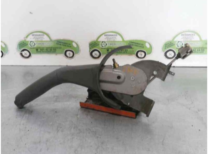 Replacement handbrake lever for Volvo S40 saloon 1.8 16v cat OEM IAM reference 