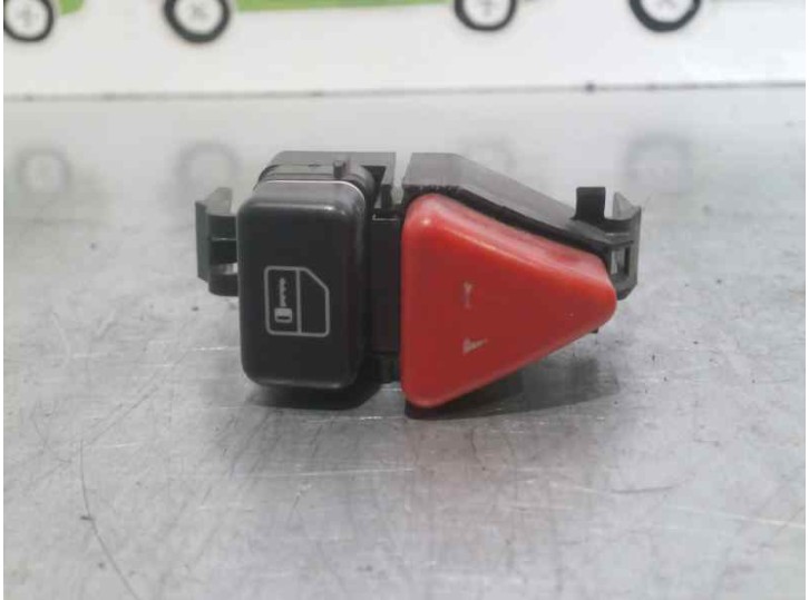 Recambio de warning para mercedes-benz clase a (w168) 170 cdi (168.008) referencia OEM IAM A1688201210 33019001 