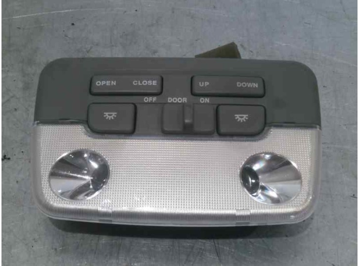 Recambio de luz interior para hyundai xg 3.5 v6 gls referencia OEM IAM 9282039000 