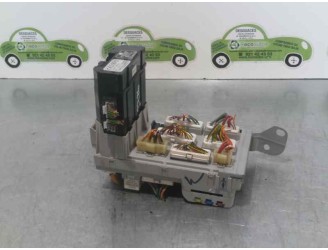 Recambio de caja reles / fusibles para hyundai xg 3.5 v6 gls referencia OEM IAM 9220039561 03116M 