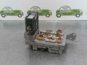 Recambio de caja reles / fusibles para hyundai xg 3.5 v6 gls referencia OEM IAM 9220039561 03116M 