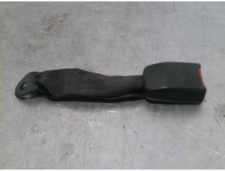 Recambio de enganche cinturon para hyundai xg 3.5 v6 gls referencia OEM IAM 030313  4 PUERTAS