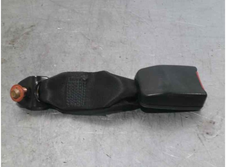 Replacement seat belt buckle for Hyundai XG 3.5 V6 GLS OEM IAM reference 4 DOORS