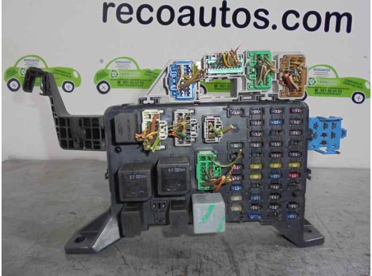 Recambio de caja reles / fusibles para ford mondeo iii sedán (b4y) 2.0 16v tddi / tdci referencia OEM IAM 1S7T14A073AE 