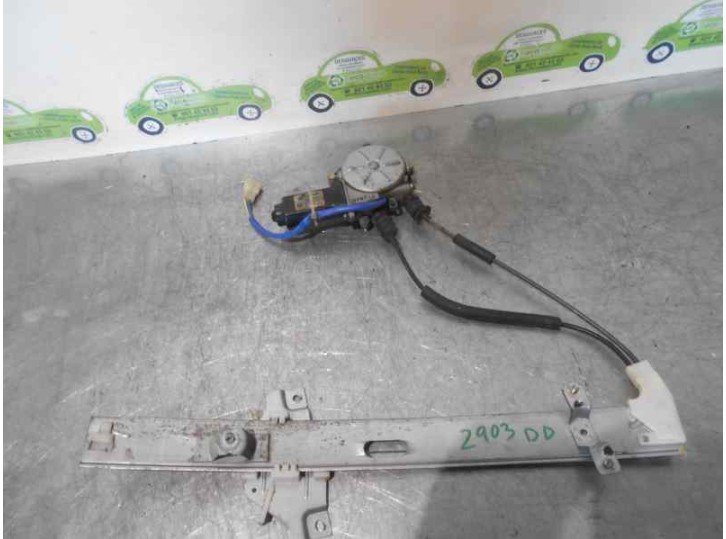 Recambio de elevalunas delantero derecho para kia clarus 1.8 cat referencia OEM IAM 0K9A058560B 2 PINES 5 PUERTAS