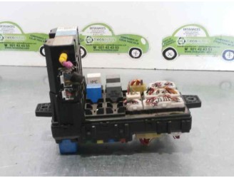 Recambio de caja reles / fusibles para hyundai trajet (fo) 2.0 crdi gls referencia OEM IAM 954003A210 97RA010002 OMRON