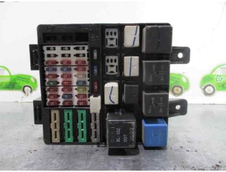 Recambio de caja reles / fusibles para hyundai matrix (fc) 1.8 cat referencia OEM IAM NM010718 91102 