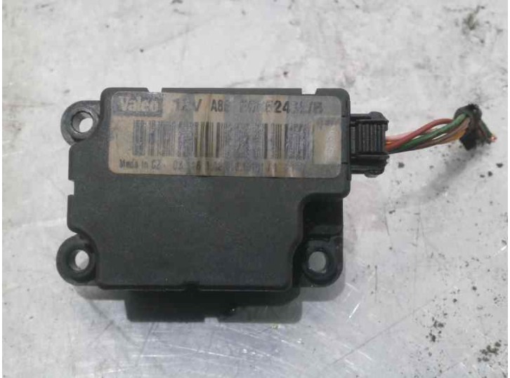 Recambio de motor calefaccion para renault megane ii berlina 5p confort expression referencia OEM IAM  F665243L VALEO