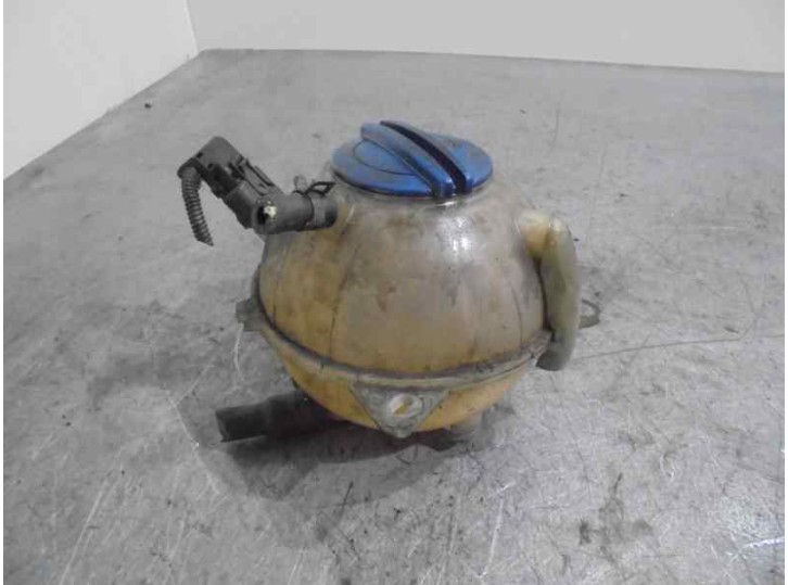 Recambio de deposito expansion para skoda octavia berlina (1u2) tour referencia OEM IAM 1J0121403B 