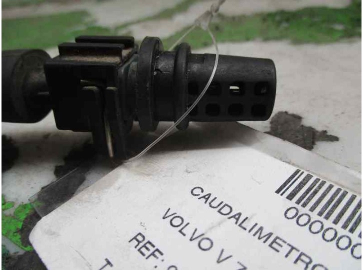 Replacement mass air flow sensor for Volvo V70 estate 2.0 CAT OEM IAM reference 943493 