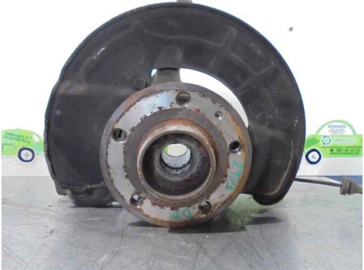 Recambio de mangueta delantera derecha para volvo v70 familiar 2.0 cat referencia OEM IAM   