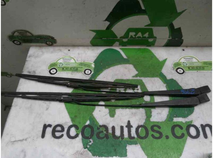 Recambio de brazo limpia delantero derecho para ford escort berl./turnier 1.6 16v cat referencia OEM IAM 1053435 