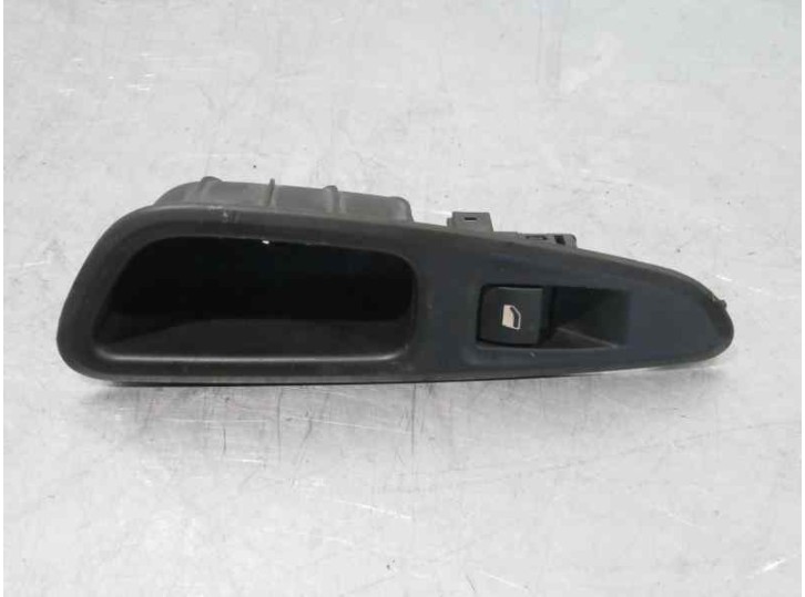 Recambio de mando elevalunas trasero derecho para peugeot 308 sport referencia OEM IAM 96573850XT 53269802 