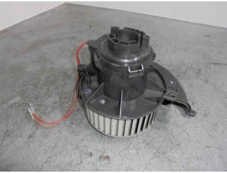 Recambio de motor calefaccion para opel astra g berlina 1.7 turbodiesel cat (x 17 dtl / 2h8) referencia OEM IAM 52475648 80580 T