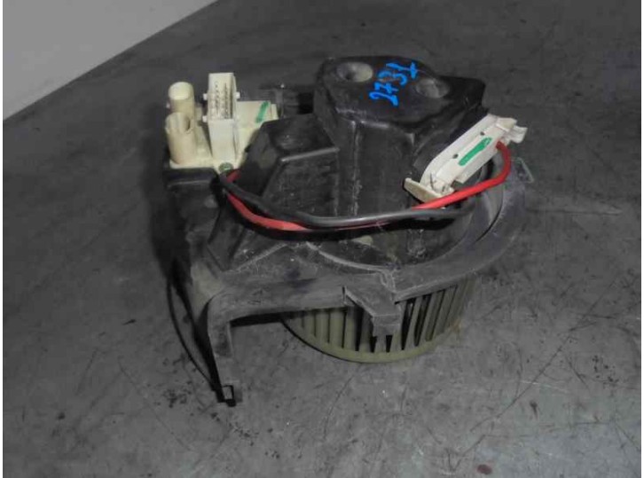 Recambio de motor calefaccion para renault clio ii fase ii (b/cb0) 1.9 dti diesel referencia OEM IAM MAGNETI MARELLI