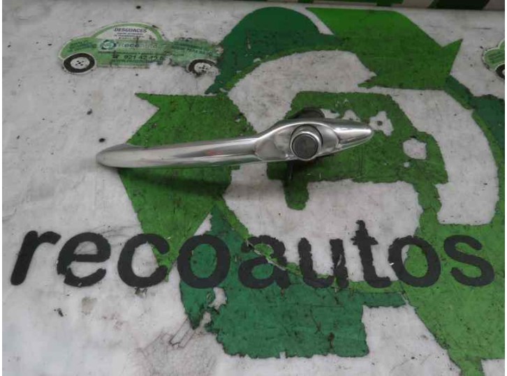 Replacement front right exterior door handle for Alfa Romeo 156 (116) 1.9 JTD CAT OEM IAM reference 0156023137 