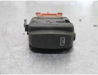 Replacement rear window button for Opel Vivaro 2.5 DTi / CDTi CAT (G9U-730 / LJ9) OEM IAM reference 
