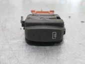 Replacement rear window button for Opel Vivaro 2.5 DTi / CDTi CAT (G9U-730 / LJ9) OEM IAM reference 