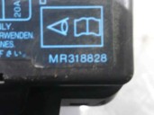 Recambio de caja reles / fusibles para mitsubishi space star (dg0) 1.3 cat referencia OEM IAM MB953355 0A210271 
