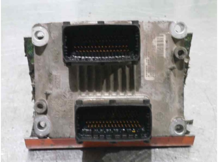 Recambio de centralita motor uce para alfa romeo 147 (190) 1.6 16v cat referencia OEM IAM 183044 00468153630 