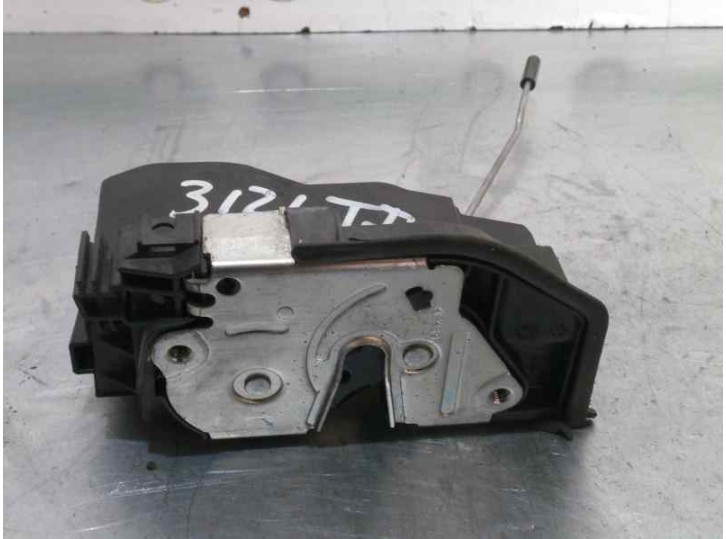 Recambio de cerradura puerta trasera derecha para bmw serie 5 berlina (e60) 530d referencia OEM IAM 7167075  4 PUERTAS