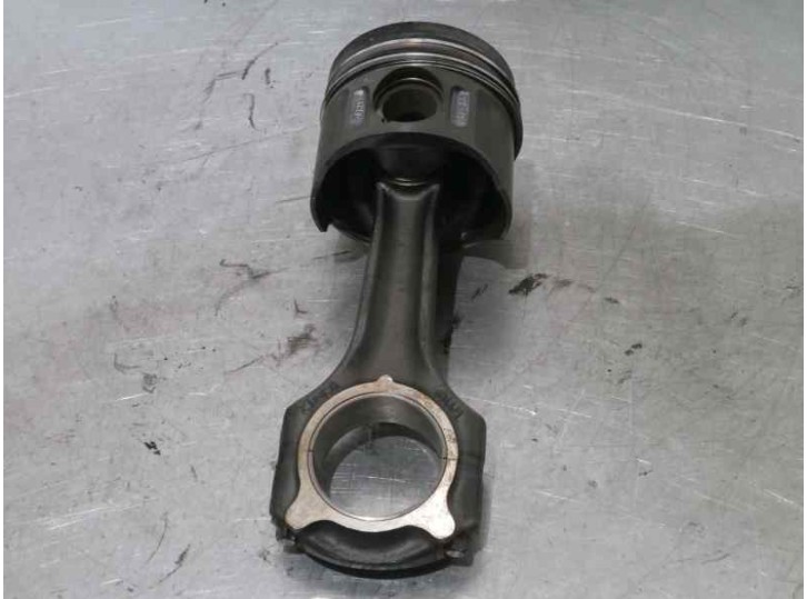 Recambio de biela para mercedes-benz clase c (w203) sportcoupe 2.2 cdi cat referencia OEM IAM 