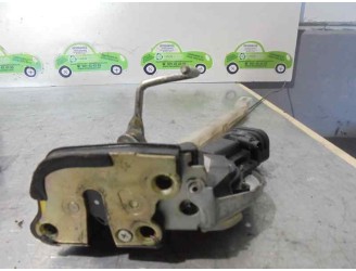 Recambio de cerradura puerta trasera derecha para toyota corolla (e11) 1.4 16v cat referencia OEM IAM 6930512240  5 PUERTAS