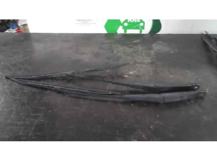 Replacement right front wiper arm for Fiat Doblo (119) 1.9 JTD cat OEM IAM reference 0046748144 