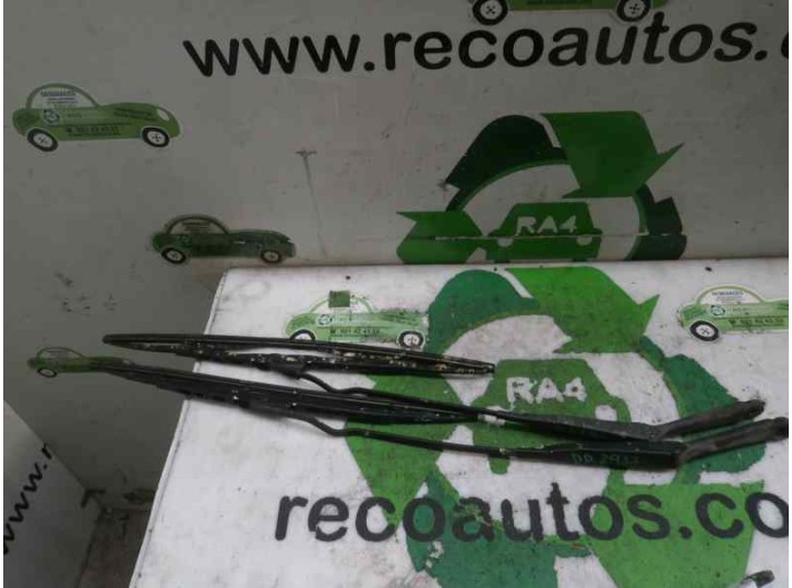 Recambio de brazo limpia delantero derecho para ford mondeo berlina (gd) 1.8 16v cat referencia OEM IAM 