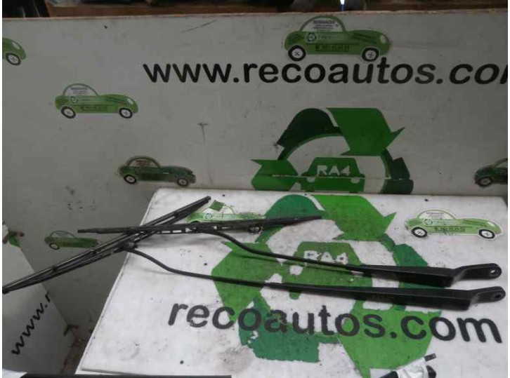 Recambio de brazo limpia delantero derecho para citroën c5 berlina 2.0 hdi sx referencia OEM IAM 