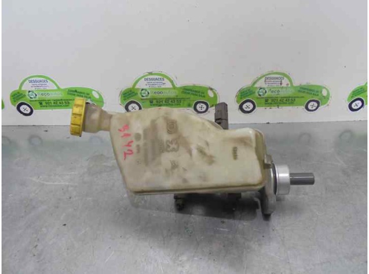 Replacement brake master cylinder for Citroën C2 1.4 OEM IAM reference 132833 TRW