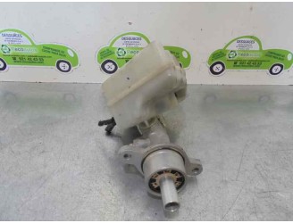 Replacement brake master cylinder for Opel Corsa C 1.7 16V CDTi OEM IAM reference 4871410632024966021 BOSCH