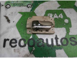 Recambio de maneta interior trasera izquierda para volvo v70 familiar 2.0 cat referencia OEM IAM CAJA 6 