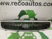 Recambio de rejilla delantera para kia clarus 1.8 cat referencia OEM IAM 